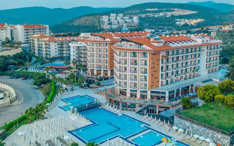 هتل رامادا ریزورت کوشی آداسی