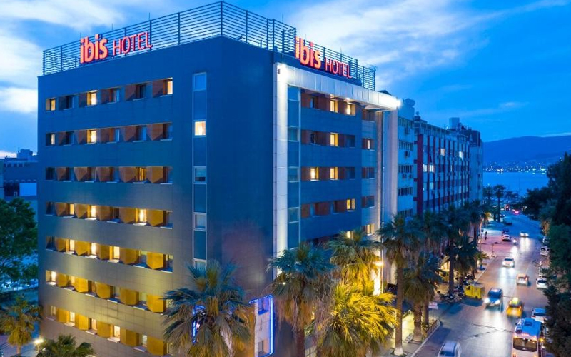 هتل ایبیس ازمیر