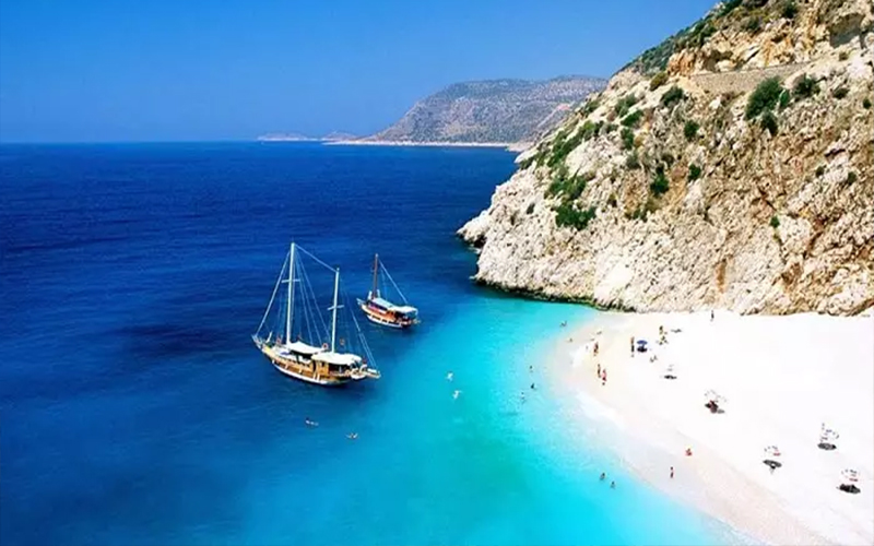 تور آنتالیا ۴ روزه با پرواز آ جت