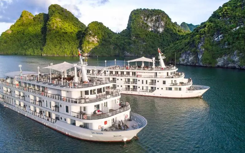 هتل پارادایس کشتی کروز