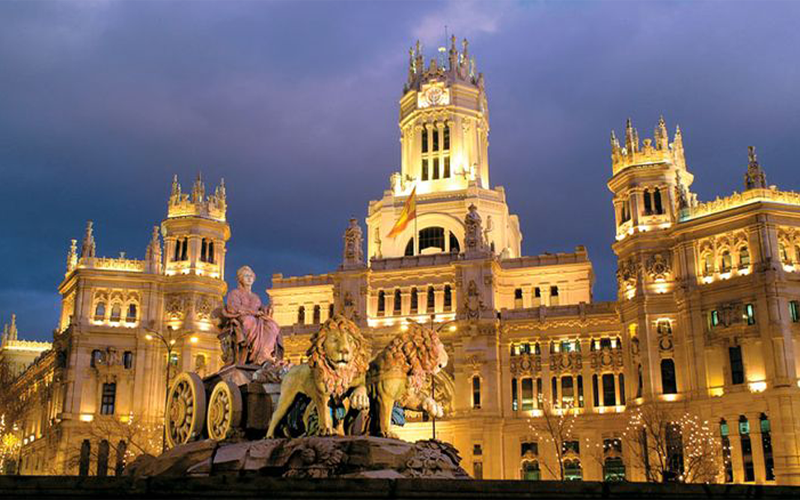 تور دور اسپانیا ۱۶ روزه با پرواز امارات