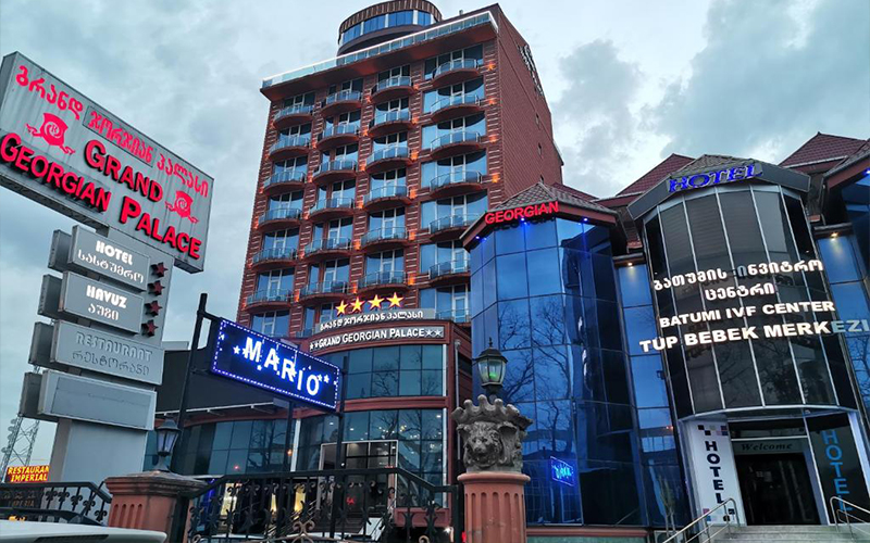 هتل گرند پالاس هتل باتومی