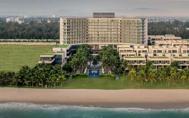 هتل کویی هوی آن ریزورت