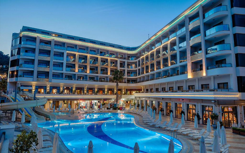 هتل گلدن راک بیچ