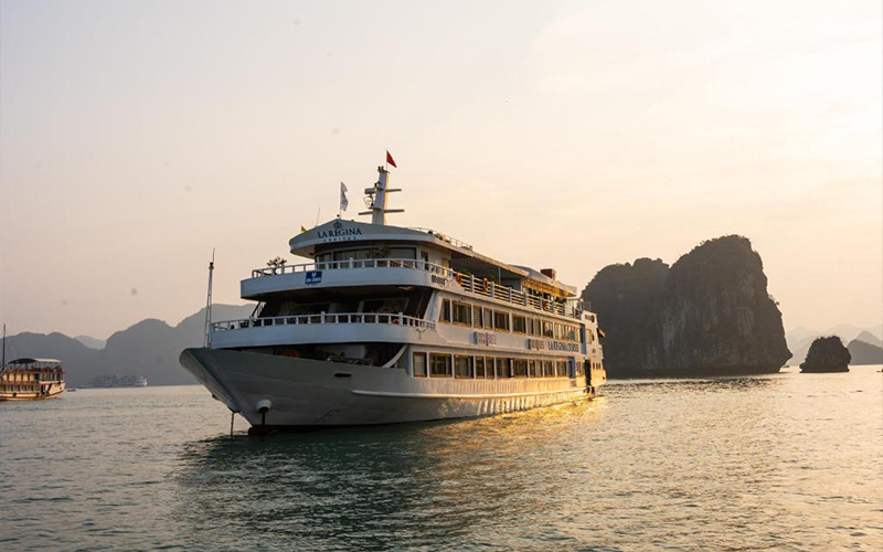 هتل لارجینا رویال کروز