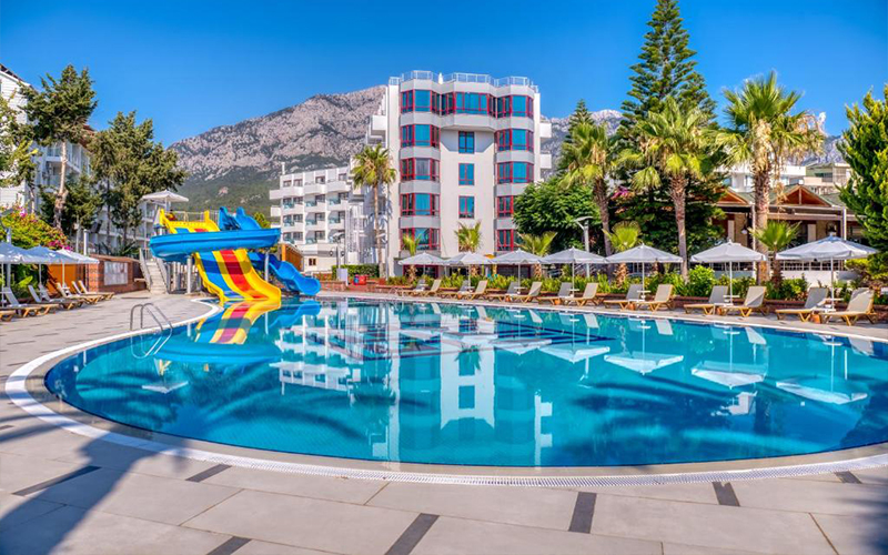 هتل سی لایف کمر