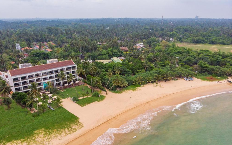 هتل شیناگاوا بیچ بنتوتا