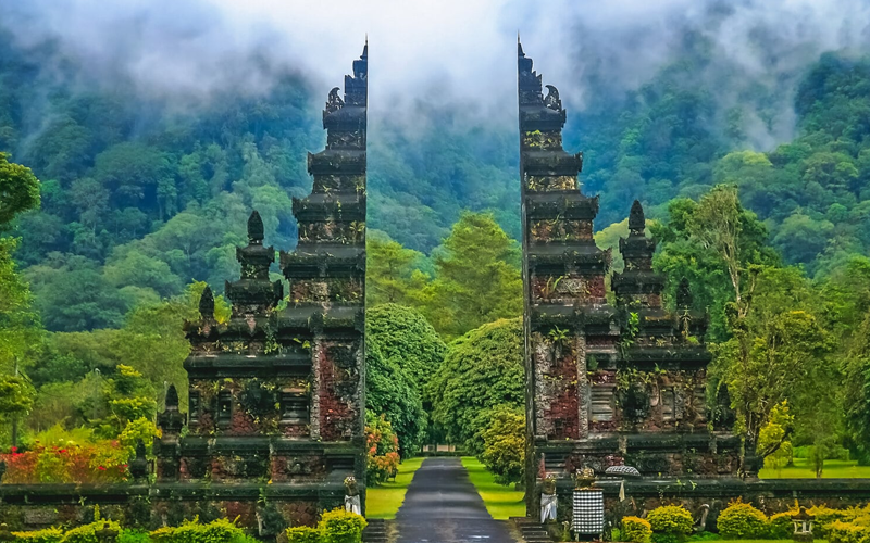 تور بالی ۸ روزه با پرواز ایرعربیا