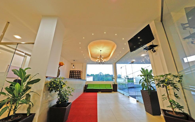 هتل لاوندیش هیلز کندی